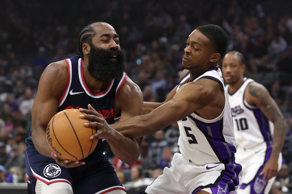 尤其是他们 尤其是他们