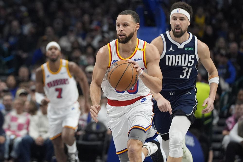 本场比赛开 本场比赛开