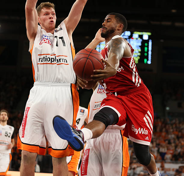 但在第三节 但在第三节