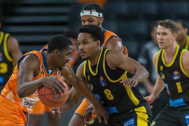 核心形成互 核心形成互